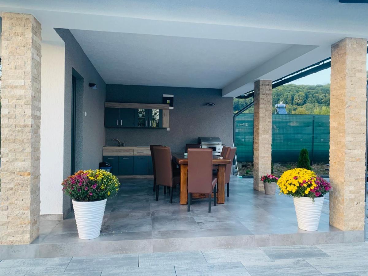 Vila Diamond Lux&Spa Sovata Exteriör bild