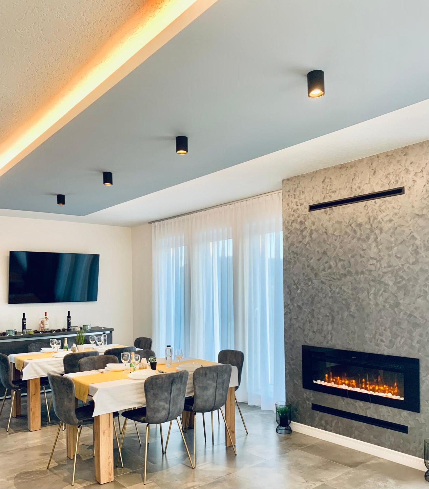 Vila Diamond Lux&Spa Sovata Exteriör bild