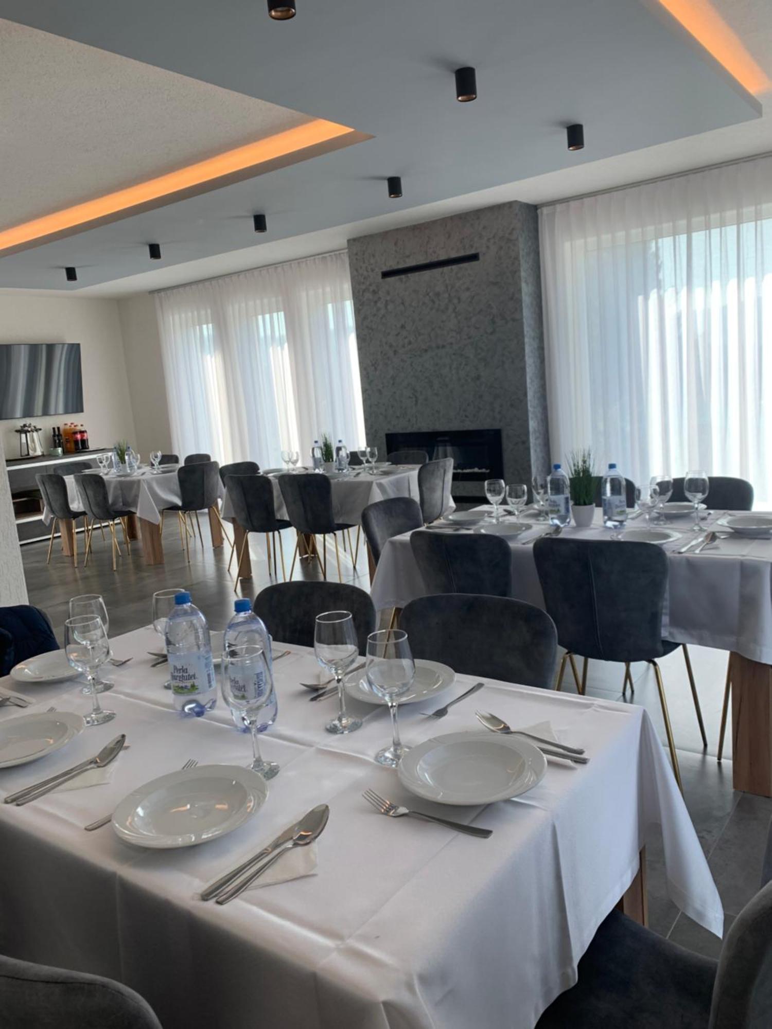 Vila Diamond Lux&Spa Sovata Exteriör bild