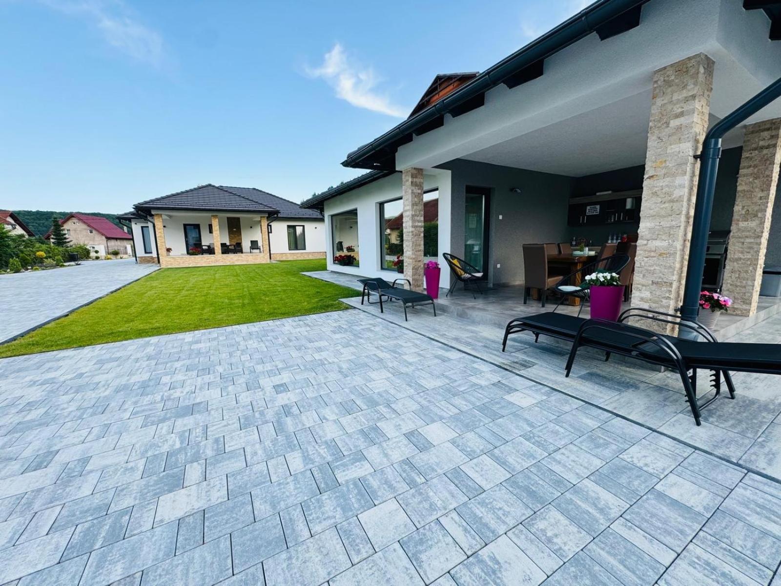Vila Diamond Lux&Spa Sovata Exteriör bild